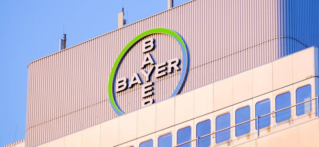 Пачка инвестновостей: налоги для инвесторов и судебные дела Bayer, отчеты